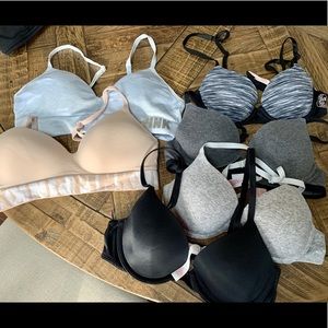 Pink bras great condition 34a